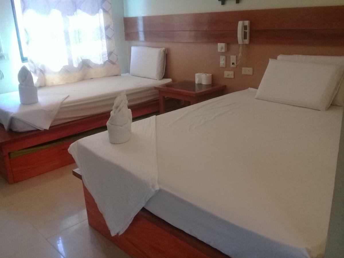 Rainforest Beach Hotel Ель-Нідо Екстер'єр фото